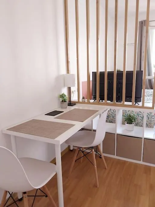 Ferienwohnung Cosy Studio + Parking Gratuit Marseilles Apartment